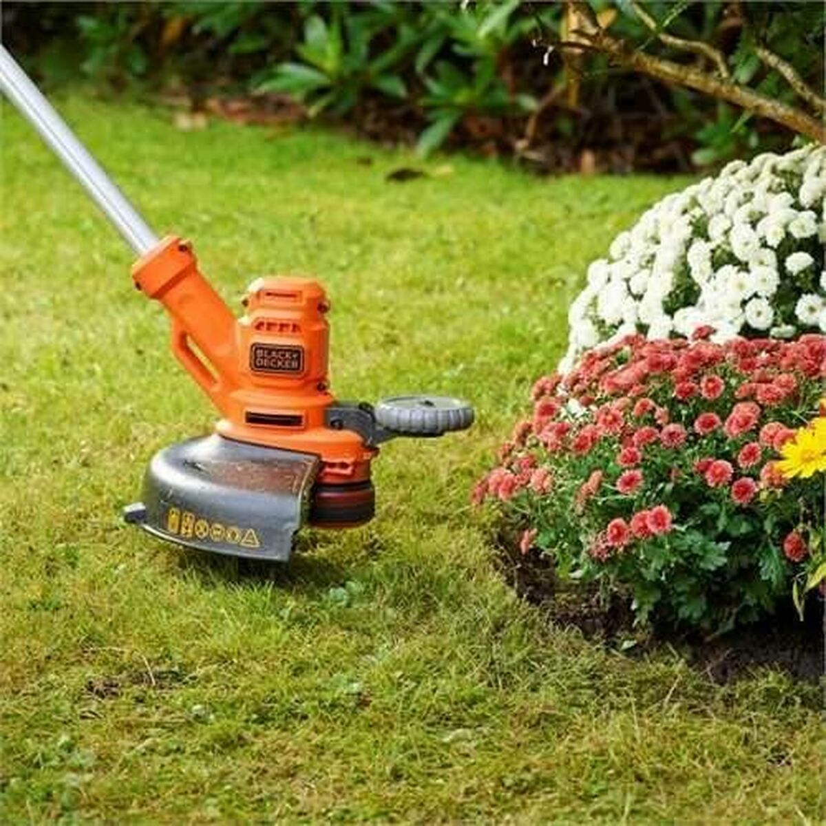 Plæneklipper Black & Decker BESTA530CM 550 W 230 V